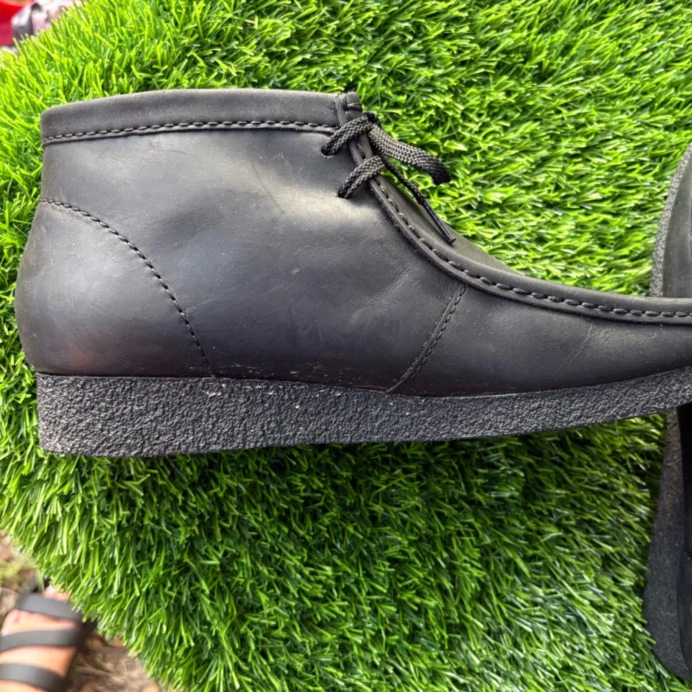 CLARKS EXTREME COMFORT MENS BLACK LEATHER ANKLE BOOTS 10 WIDE